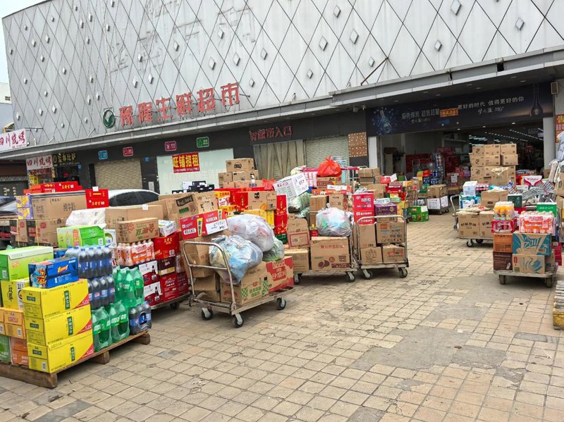 副食烟酒市场趋势分析与应对策略